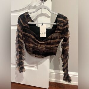 Brand new zara cropped long sleeve going out top.